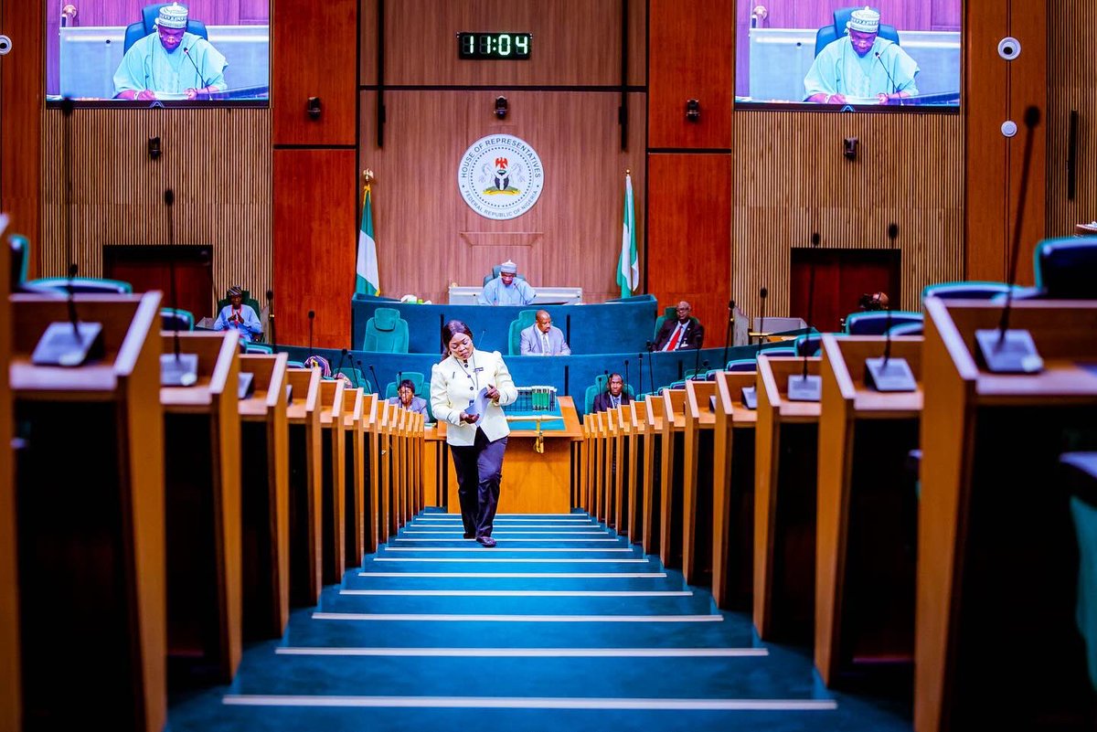I’ve long taken a tour of this space before time began and the ease i experience now is on the strength of the perfect tour guide i’ve. This is the third week of the opening of the House Of Representatives modified chamber and the deputy speaker @OfficialBenKalu is presiding.