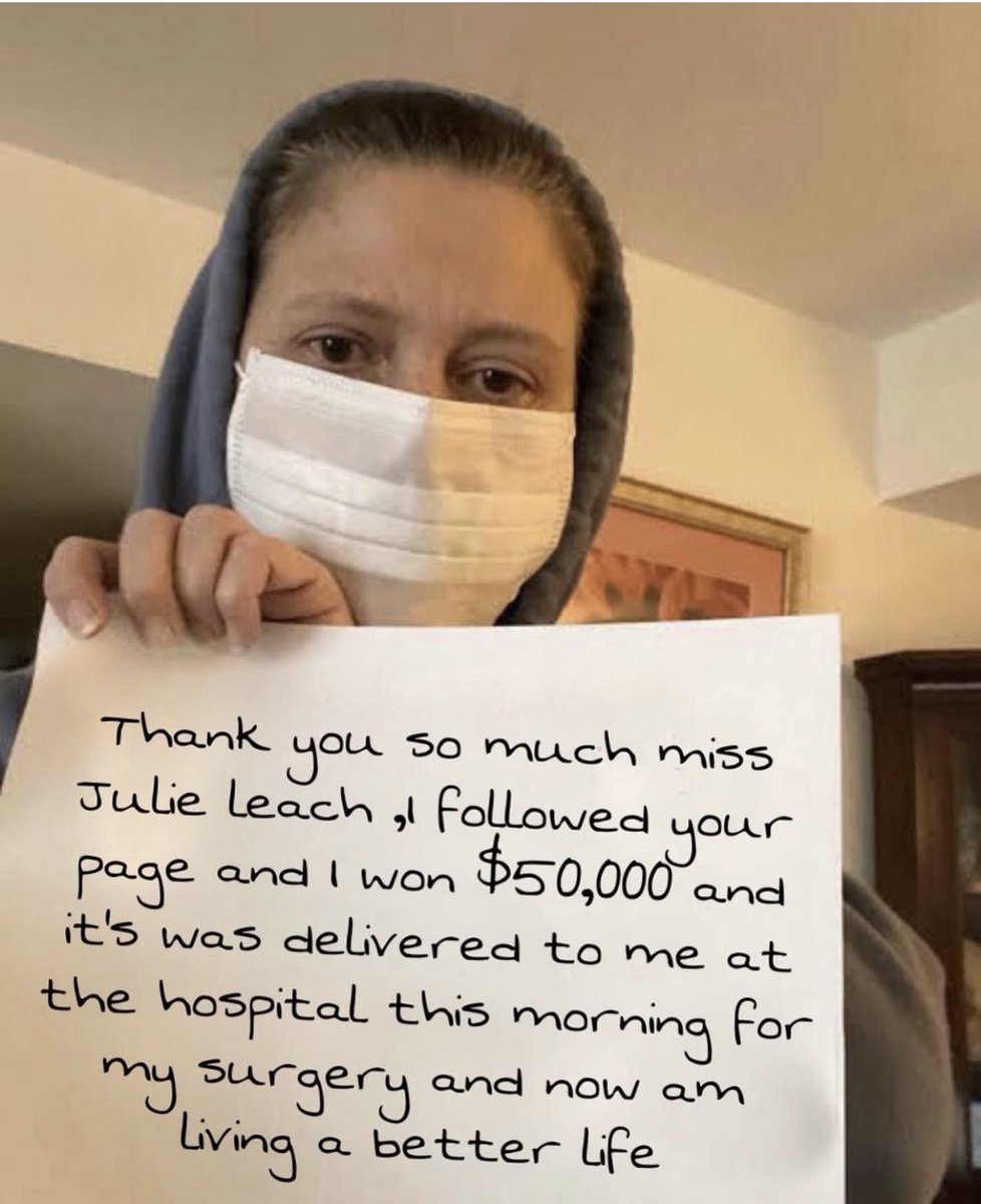 leach_juli3268's tweet image. I’m Julie leach the Detroit Michigan. Am the powerball winner of $310,500,000 I’m giving out $100,000 to my first 3k followers to help need &amp;amp; poor Dm