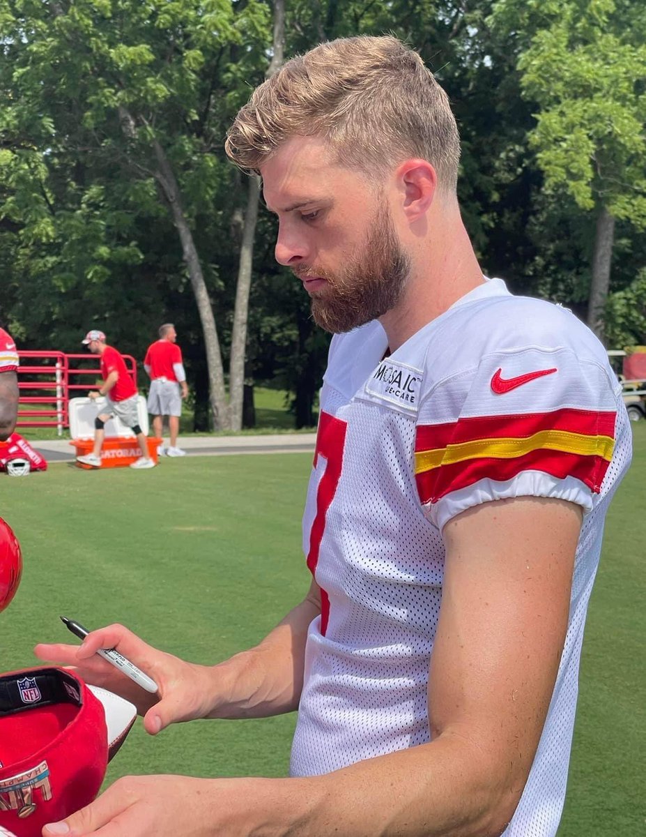 We Catholics offer our full support to our based NFL boy Harrison Butker for preaching the truth!