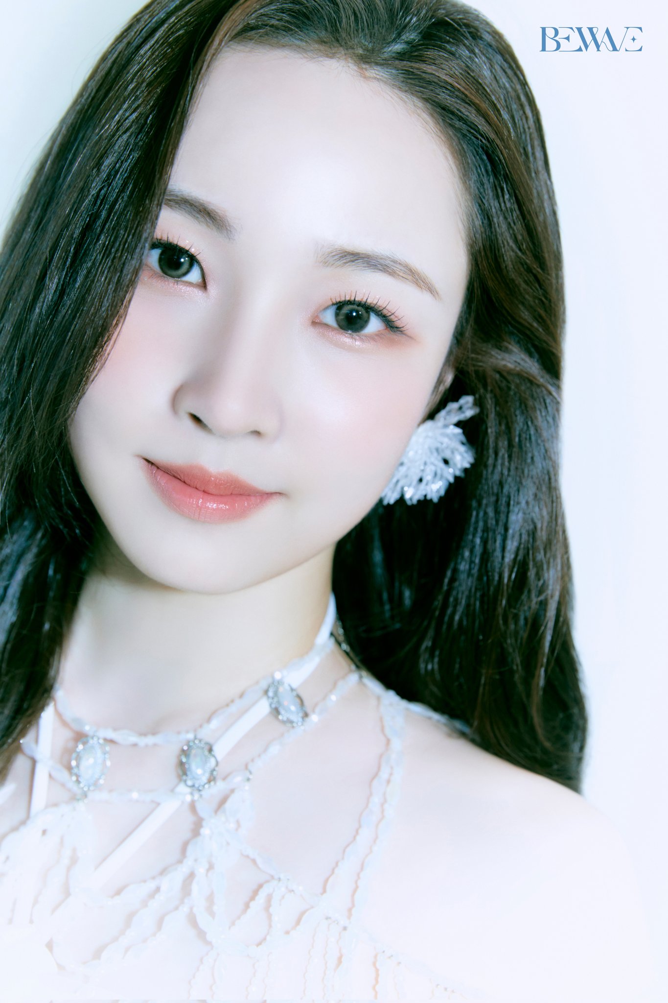 GNtX4hjbgAAEwpw?format=jpg&name=large