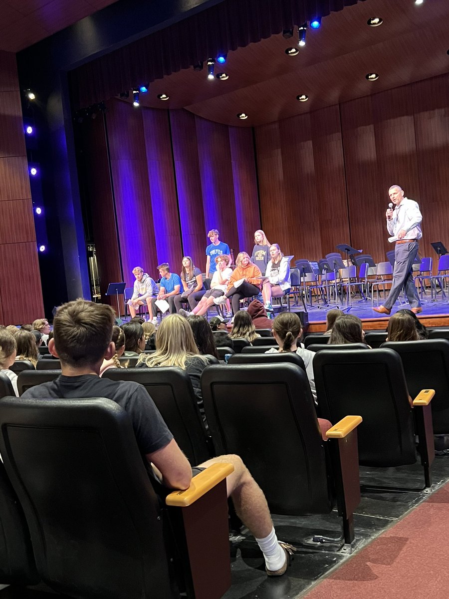 Our 8th graders have started their tours in the high schools! So exciting! @chanprincipal