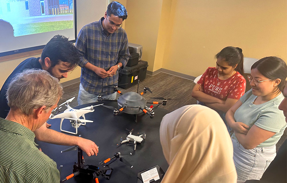 The @NDSU #UAS Network and @GrandSkyND held a workshop discussing UAS industry trends in both North Dakota and the nation. The workshop featured Grand Sky Flight Operations Project Manager and lead pilot Jeffrey Spaeth. tinyurl.com/UASNETWORK grandskynd.com
