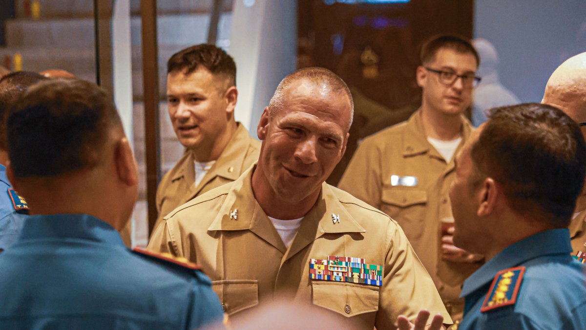 #MarineCorps Col. Sean Dynan, commanding officer of the @15thMEUOfficial, talks with Indonesian Navy leaders during the welcome reception for Cooperation Afloat Readiness and Training (CARAT) Indonesia 24 in Indonesia, May 13.