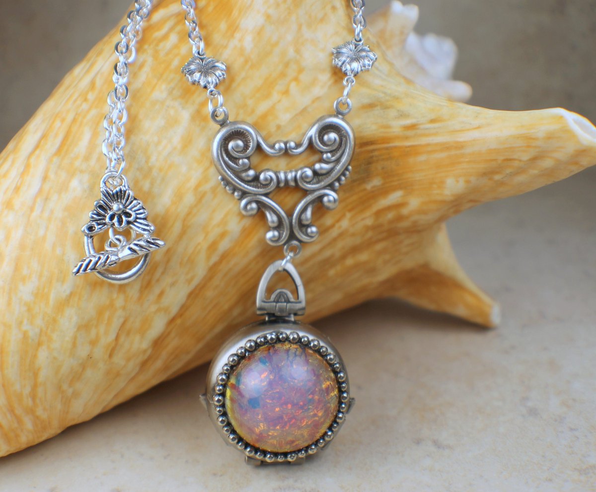 Pink Fire Opal Silver Four Photo Locket tuppu.net/359a965f #Char'sFavoriteThings #Shopify #Locket_necklace