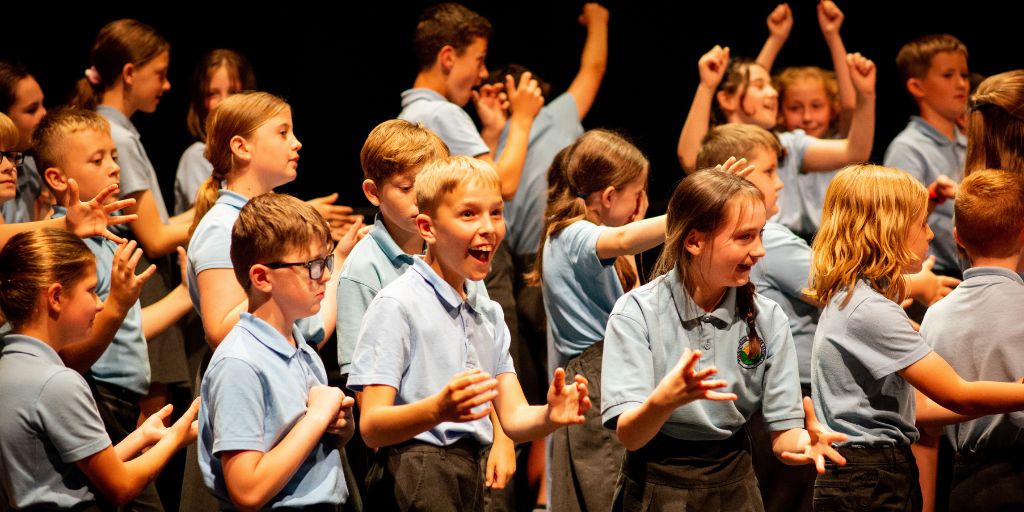 Calling all #teachers 📣 Good news – our popular Schools Concerts are returning this Autumn, and this time, we’re giving them a #Welsh language spin!🎉 If you fancy a fun, free afternoon of music for your pupils, book now for #Cardiff and #Llandudno 👉 wno.org.uk/schools