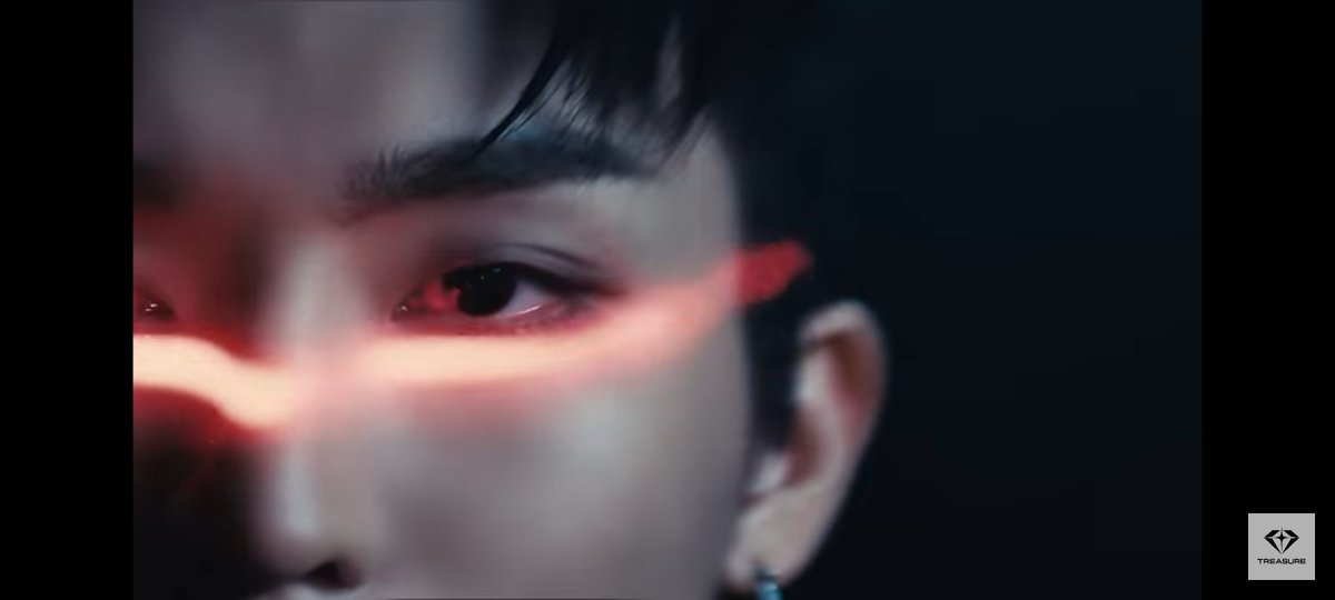 YG KNOWS HOW TO PLAY THE GAME BY PUTTING JEONGWOO IN  THE CONCEPT SPOILER OF KINGKONG 🔥

his wolf eyes tho!!!!

#트레저 #KINGKONG #CONCEPT_SPOILER #RELEASE #20240528_6PM #YG