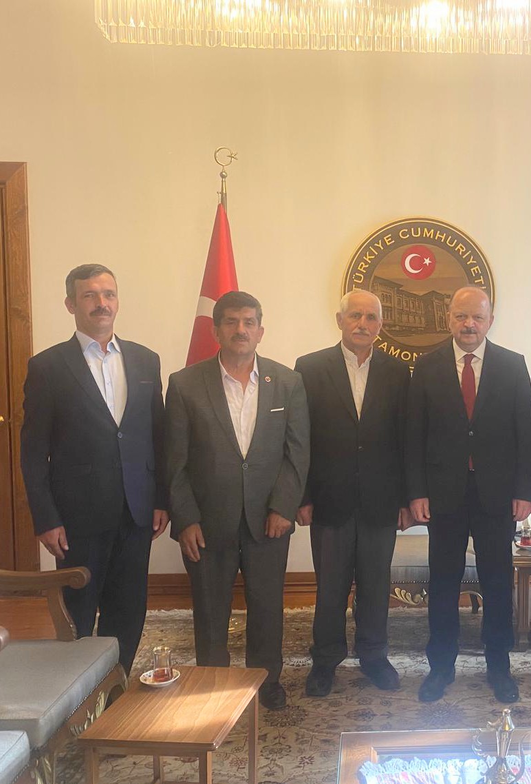 Değirmencik köyü muhtarırmız ve ihtiyar heyeti  @katamonuvalilk valimiz Sayın <a href="/MeftunDalli/">Meftun Dallı</a>  valimizi ziyaret ettiler Sayın valimize köyümüzün eksik ve ihtiyaçlarını içeren Ayrıntılı dosyamızı takdim  ettiler ve köyümüze davet ettiler kabulleri için teşekkür ettiler