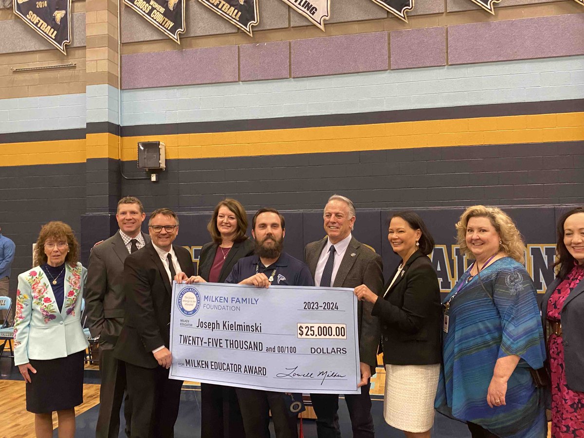 #NVSuptTBT: I was honored to attend a ceremony in April at Foothill HS in Henderson to surprise special education teacher Joseph Kielminski with the @Milken Educator Award. Thank you, Joseph, for everything you do. @NvstateED @JosephMLombardo @ClarkCountySch #MilkenAward #TBT
