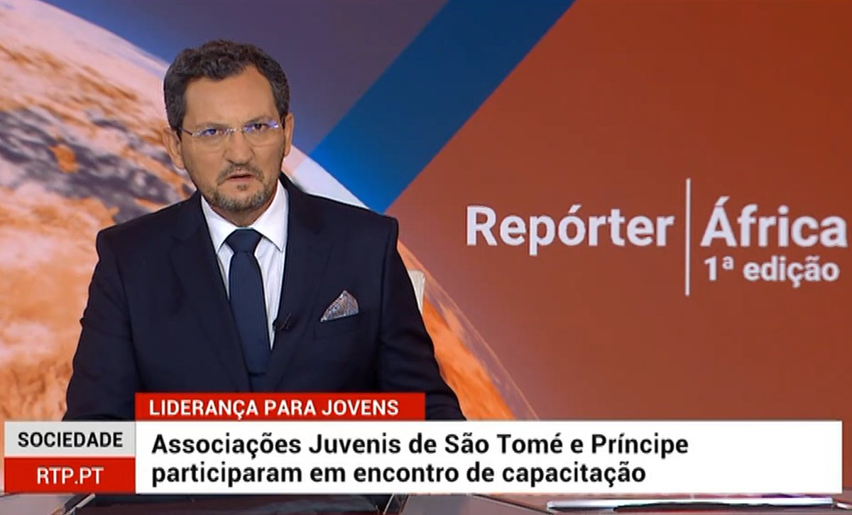 ONG_BueFixe's tweet photo. Reveja a reportagem da RTP-África  sobre a sessão de encerramento da primeira fase do projeto “Reforço de Capacidades das Associações Juvenis de São Tomé e Príncipe”, com o término das sessões de capacitação.
https://t.co/W2KKv5hCSD
#BueFixe #DeJovensParaJovens #STP #CNJSTP https://t.co/tap2oCLwnH