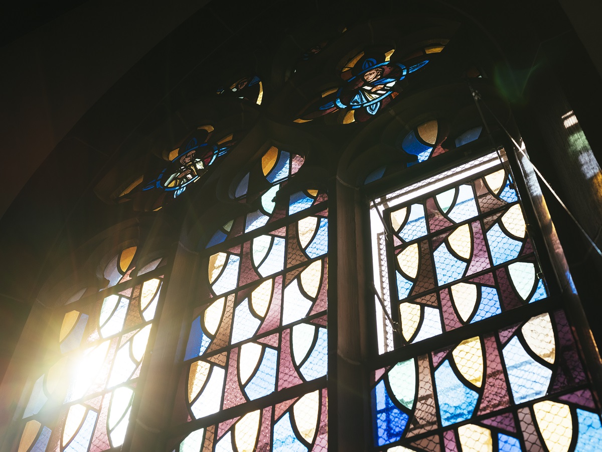 Krieg, Klimakrise, Krankheiten: Die Weltlage ist furchteinflößend. Angst bestimmt das Leben vieler Menschen. Doch wie komme ich aus dieser #Angst ins Handeln? Ein Artikel aus unserem Magazin cap! der <a href="/KapuzinerD/">Deutsche Kapuzinerprovinz</a> 

kapuziner.org/aus-der-angst-…