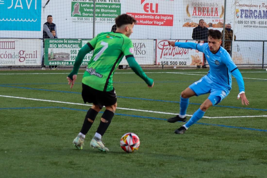 Fin a una temporada más, gracias a todos por este año 💚 @CD_HuetorVega 🤜🏽🤛🏽⚽️