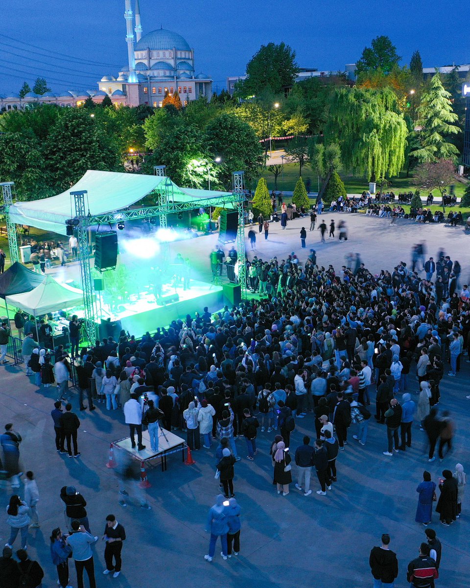Türk Halk Müziği Konseri ile Bahar Festivali Devam Ediyor 🎉🎶