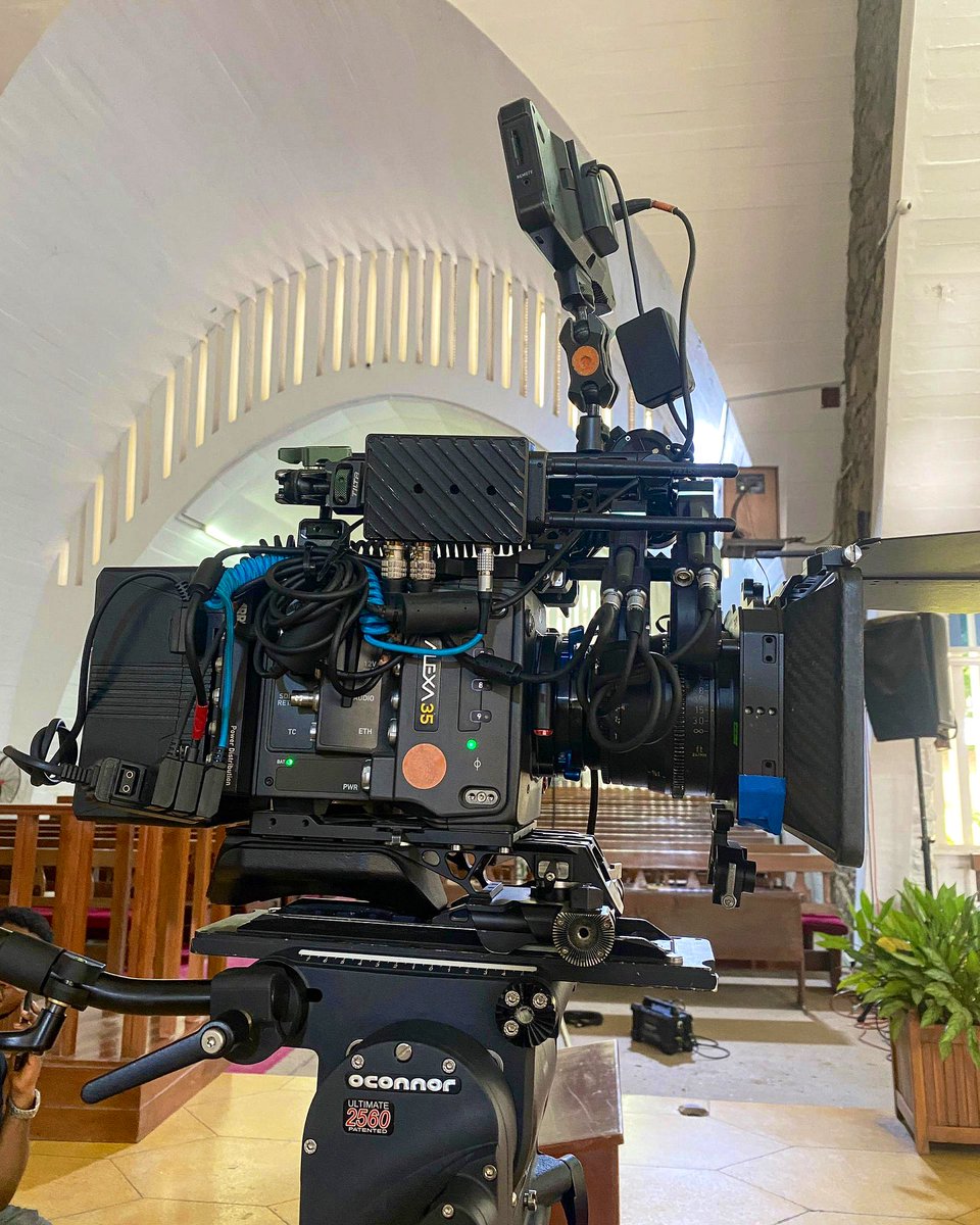 FountainRentals's tweet photo. Alexa35 for your viewing pleasure๐คฉ
Weโre proud to offer top-of-the-line camera and lens packages for you ๐ซต to always elevate your imagery
If youโd like a demo, stop by the office to see them in action!
#arri #alexa35 #camera #cameraRig #CameraBuild Bridgerton #bts #rentals https://t.co/qbIIATY14O