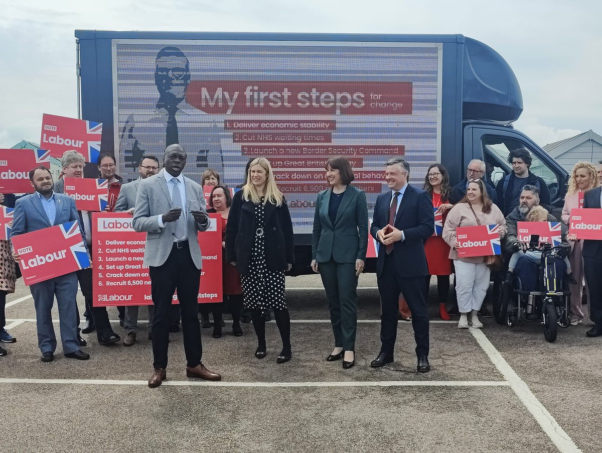 @AngelaRayner @RachelReevesMP, @JonAshworth and @elliereeves take Labour’s first steps to Southend