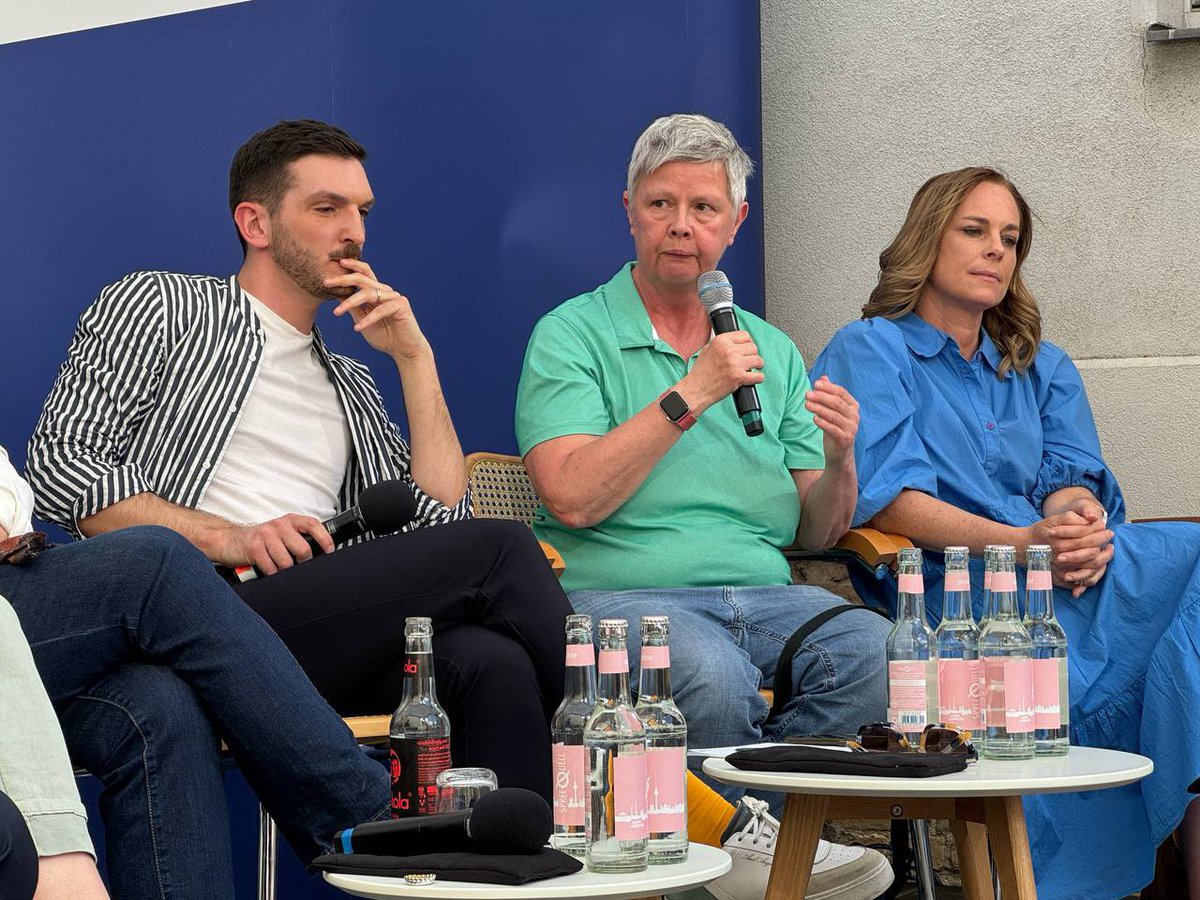 Heute bei der Jugendkonferenz der Schwarzkopf-Stiftung. Über 230 Erstwähler*innen haben kluge und spannende Fragen, zur EU und dem Zusammenleben hier gestellt. Tolle Veranstaltung, schönes Format #EUWahl2024 @dieLinke