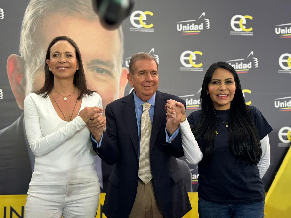 Venezuela cuenta con sus líderes y organizaciones políticas. @MariaCorinaYA, @EdmundoGU y @delsasolorzano juntos en acto de apoyo a Edmundo González. Tenemos candidato y fecha, pero sobre todo la fuerza de la gente. El #28Jul ganamos y cobramos.