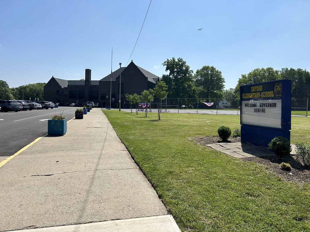 Oxford Elementary (@chuhoxford) on Twitter photo Oxford is ready for our visit from <a href="/MikeDeWine/">Mike DeWine</a> <a href="/VisionToLearn/">Vision To Learn</a> <a href="/OHdeptofhealth/">Ohio Dept of Health</a> <a href="/CHUHSchools/">CHUH City Schools</a> Oxford is ready for our visit from <a href="/MikeDeWine/">Mike DeWine</a> <a href="/VisionToLearn/">Vision To Learn</a> <a href="/OHdeptofhealth/">Ohio Dept of Health</a> <a href="/CHUHSchools/">CHUH City Schools</a>