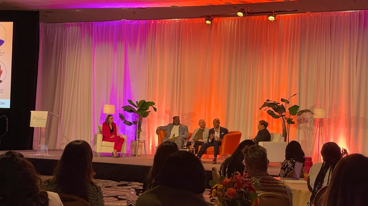 Kate Warren tweet media