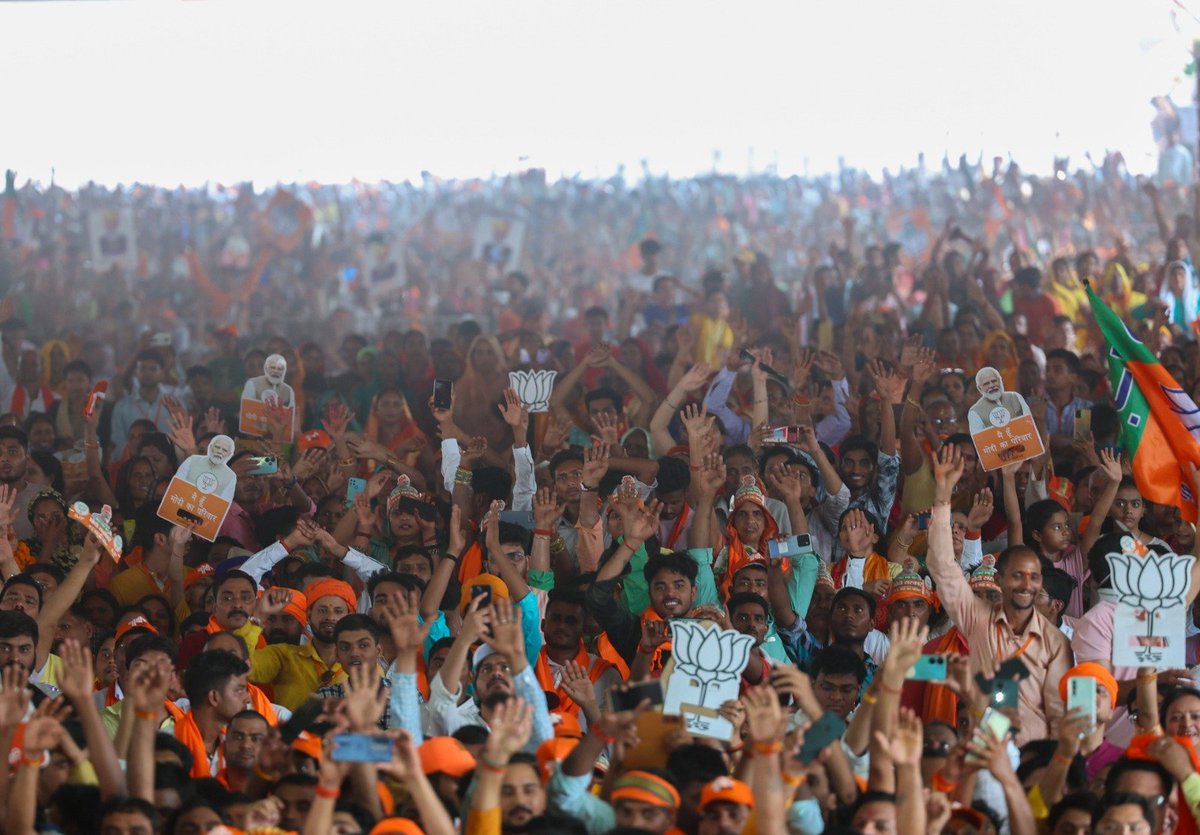 narendramodi's tweet image. वीरों की धरती प्रतापगढ़ में उमड़ा जनसैलाब यही कह रहा है- भाजपा-एनडीए का तीसरा कार्यकाल, होगा और दमदार!