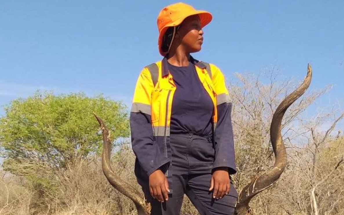 Matlhogonolo Mmese's journey from medicine to hydrogeology reflects the power of passion in shaping one's path. Now pursuing a master's degree in hydrogeology at the University of Botswana, she's dedicated to addressing water challenges in her country. wrld.bg/qNmO50RGmZ4