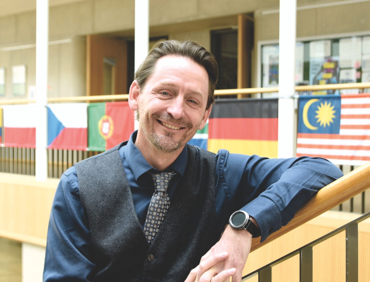 ISS Leadership Search was honored to support the Executive Director search for @CEESAorg. Congrats to Dr. Robert Sims for accepting, beginning July 2025! Read how this new role will be informed by 30 years of experience in #intled: iss.education/Robert-Sims #ISSedu #CEESA