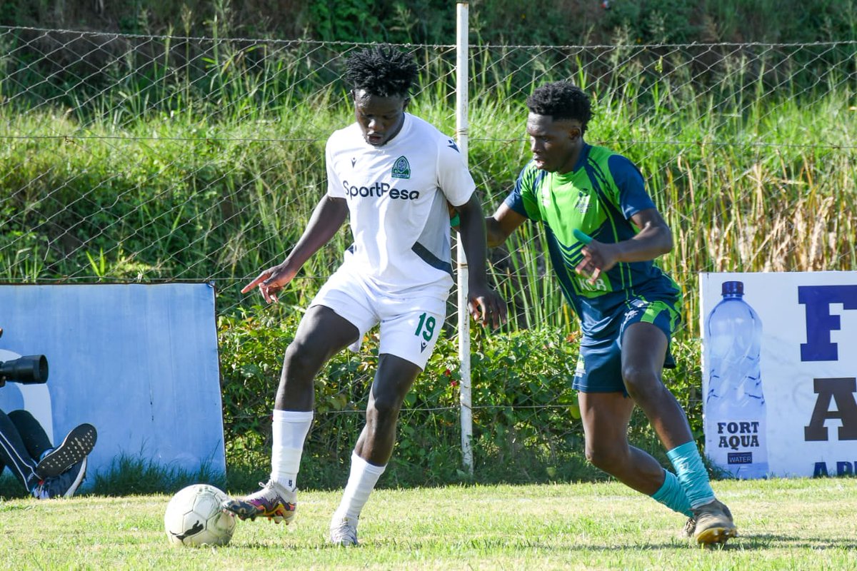 WATCHED GOR MAHIA vs KCB GAME IN MURANGA

This afternoon, I was in Kiharu Constituency, Muranga County, to watch a KPL soccer match between Gor Mahia and KCB FC, which ended in a scoreless draw.

Despite the draw, KPL crown is still in sight for Kogalo.

#KPL #GorMahia
 #KCBFC