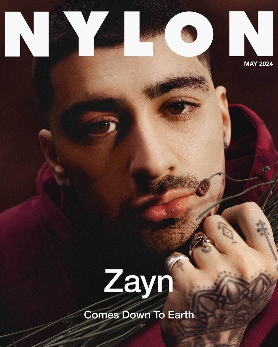 𝗭𝗔𝗬𝗡'𝗦 𝗖𝗢𝗨𝗡𝗧𝗥𝗬.

Read @zaynmalik's digital cover story for @NYLONMag.
↳ nylon.com/entertainment/…