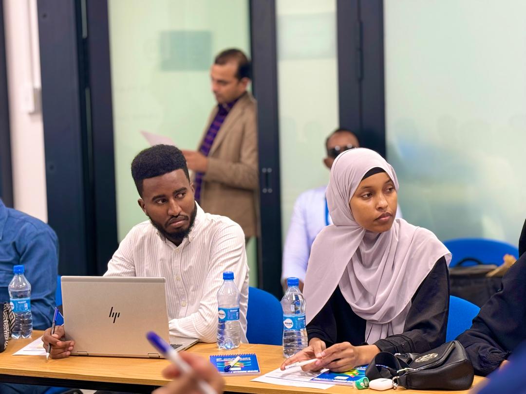 YonisMHassan's tweet photo. Honored to participate in the Youth Workshop on post-COP28 follow-up organized by @UNDPSomalia.
Excited to discuss and drive forward the crucial actions needed for our planet's future.
#ClimateAction
#SYCA https://t.co/twNc1kUu5x