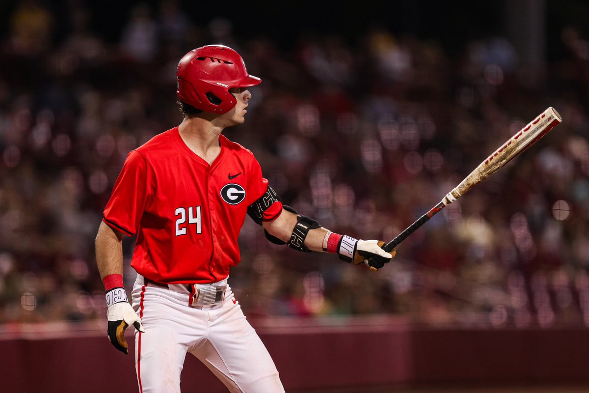 What a treat this weekend. Calling all 3 games @GatorsBB at #9 @BaseballUGA @SEC series. Get to watch maybe best 2 players in the country @jac_caglianone +  @charliecondon14. If you can't make it to Athens join @jejacobs45 & me on the call starting tonight 6pET on @SECNetwork+