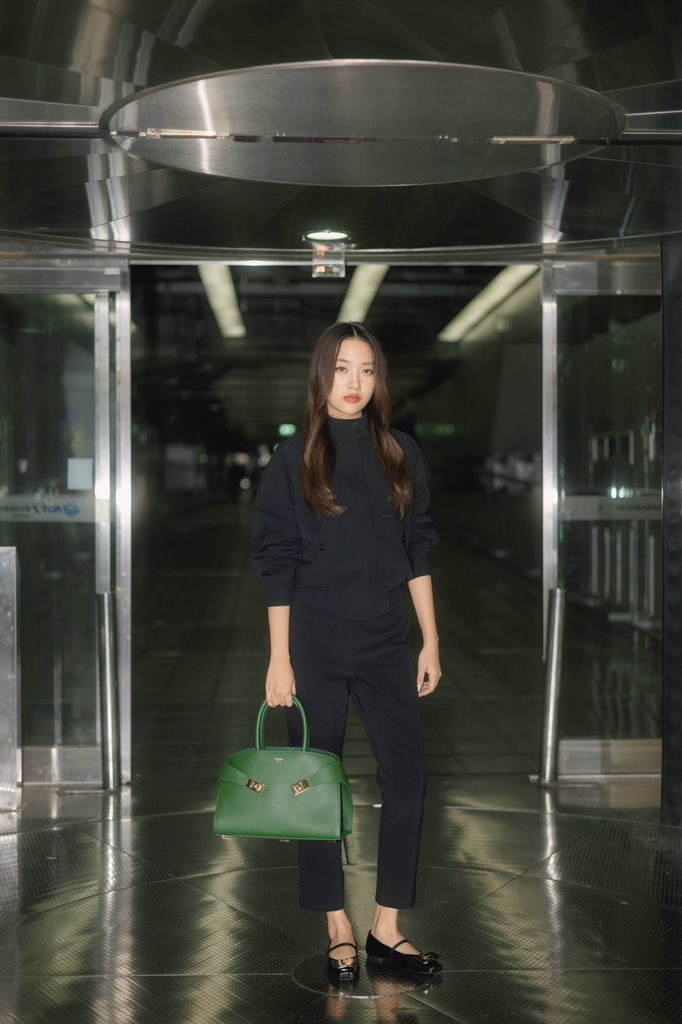 ThaimazingMNL's tweet image. LOOK: Freen and Becky are ready for Cannes Film Fest 2024.
Have a safe flight ✈️
#FreenBecky #srchafreen #GIRLFREEN #BeckysAngels #ฟรีนเบค
📸 IDOLFACTORYTH