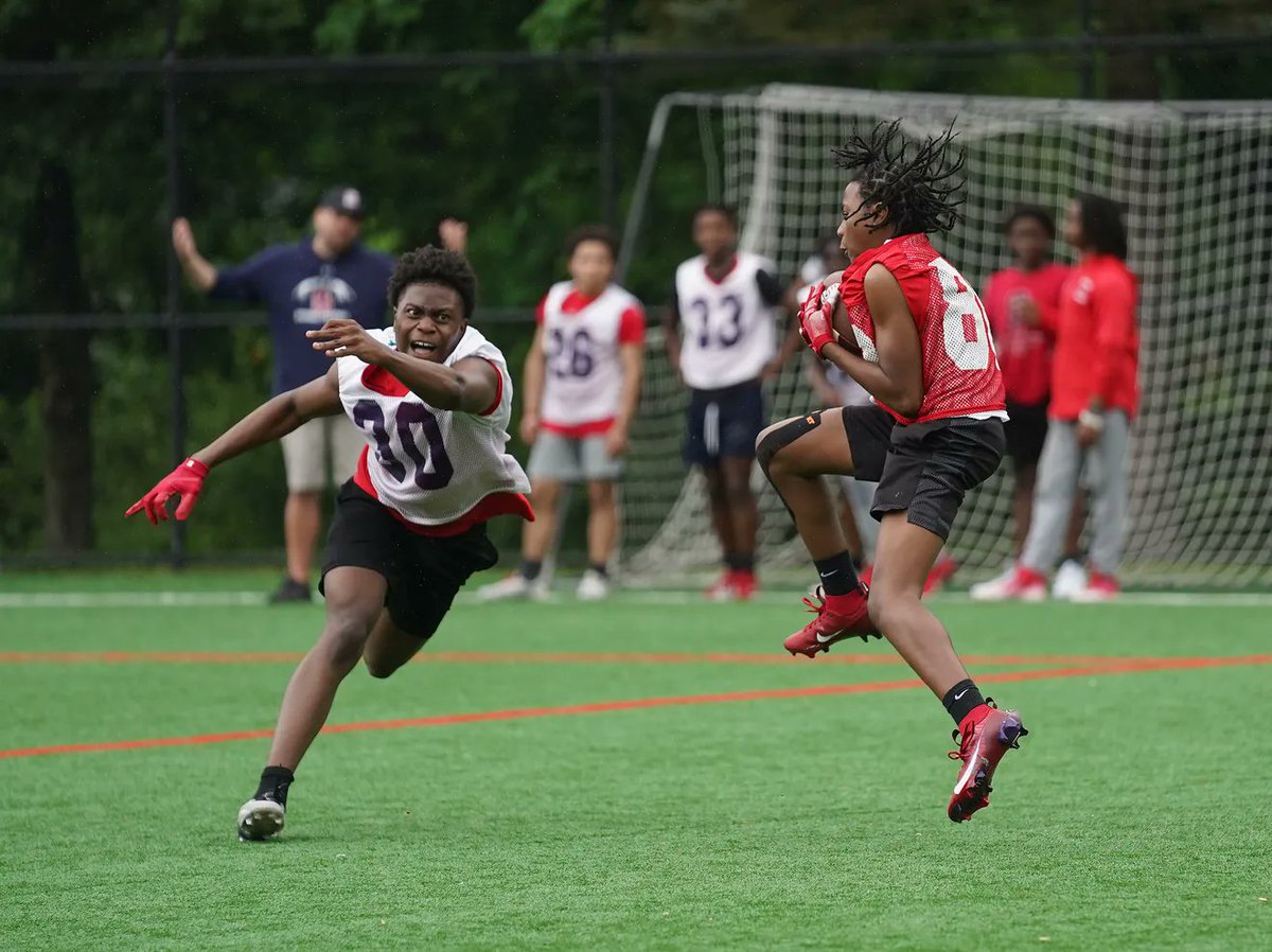 Great Day for NY Football. Special thanks to the over 80 college coaches that attended our Showcase. We would also like to thank @lohudsports @hoopsmbd @KDJmedia1 for coverage of this event. It was great networking with so many college coaches & showing off our young talented