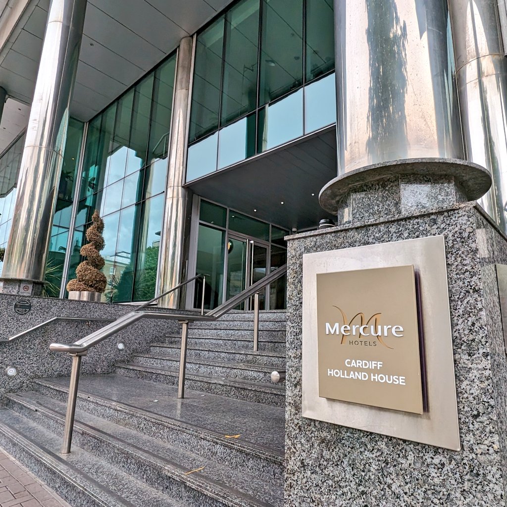 Arrived at <a href="/MercureCardifHH/">Mercure Cardiff HH</a> ahead of tonight's awards #awardsnight