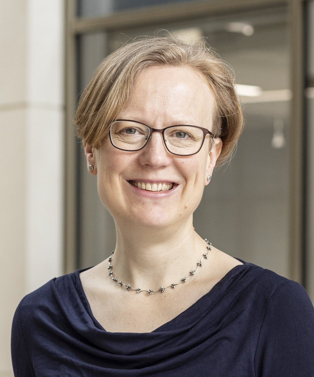 Huge congratulations to @katiespencer72, a Clinical Oncologist , one of six rising stars in the UK to be awarded a @HDR_UK fellowship within the Big Data for Complex Disease programme 👉hubs.li/Q02xcZmf0 #canceresearch #healthinequalities @UniversityLeeds @LeedsHospitals