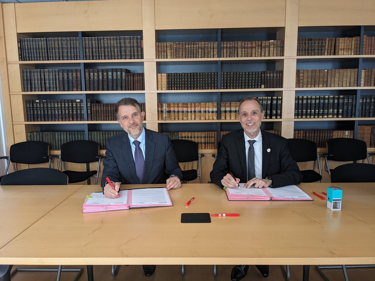 Signature d'une convention entre #univrouen et l'Institut National des Formations Notariales (INFN) dans le but de définir les modalités de direction et d’organisation de la formation en vue du diplôme d’études supérieures de notariat (DESN). ✒️