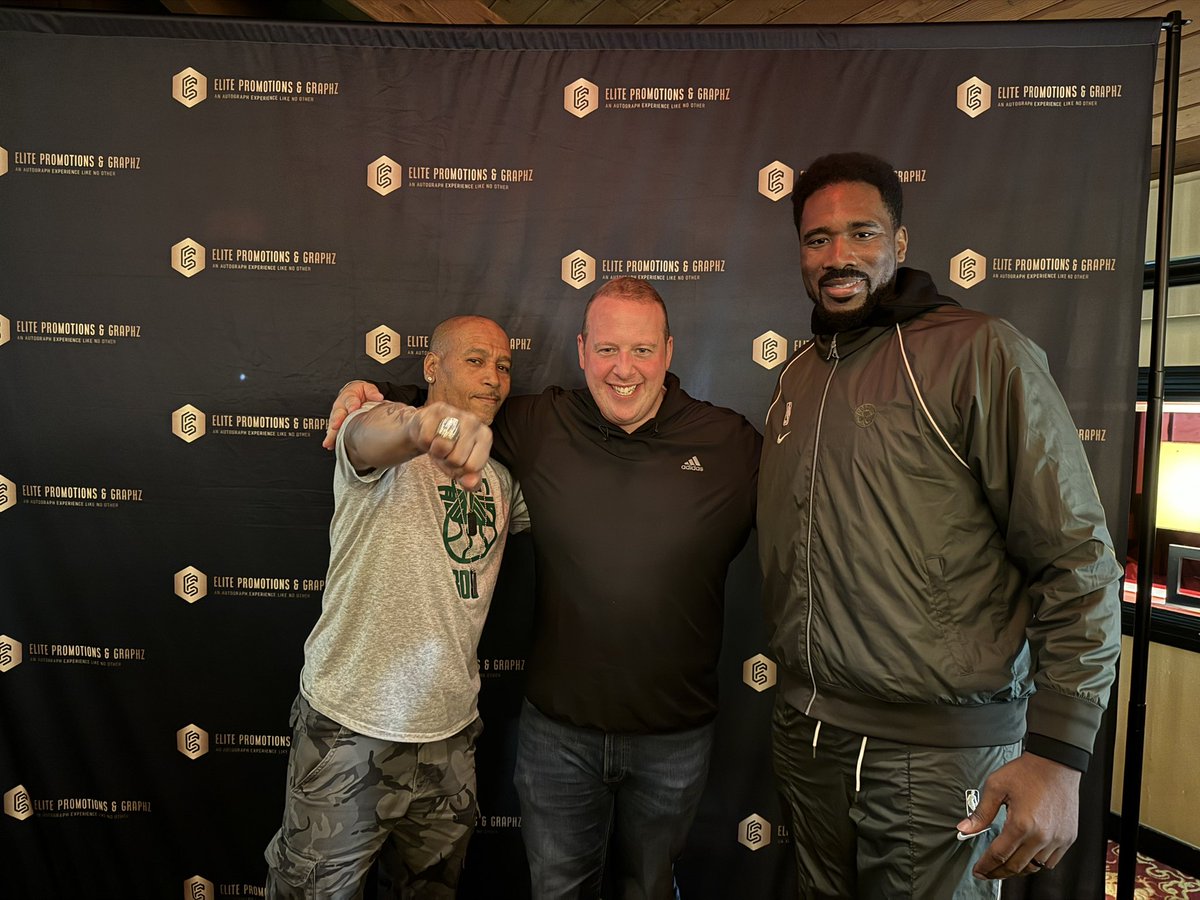 As always the @KowloonSaugus was the place to be last night for Game 5 of the Celtics series clinching win with a watch party featuring @Leon_Powe and Dana Barros! Awesome night and onto the Conference Finals! Can’t wait for the next watch party with @ELITEPROMOG! @AndyJ_Wong
