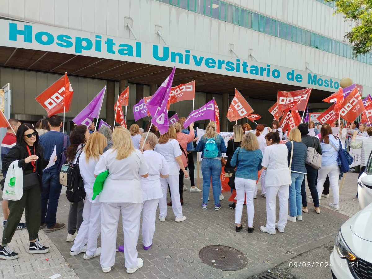 📢La plantilla del servicio de limpieza del Hospital Universitario de Móstoles se concentra para pedir que se cumpla el convenio colectivo 👇Noticia: madrid.ccoo.es/noticia:694209…