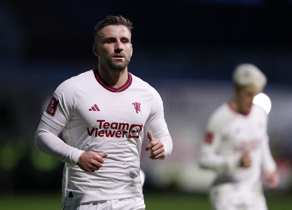 🚨🔴 Luke Shaw’s season could be over as Erik Ten Hag says “he only has a very small chance to make it for the FA Cup final after he had a setback”.

↪️ Harry Maguire has good chances; Varane and Lindelof are back on the pitch.