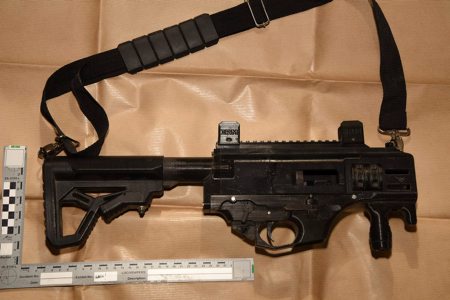 A man who used a 3D printer to manufacture guns at his home in Burton-on-Trent has been jailed for more than 10 years. Full story: orlo.uk/pK6t7