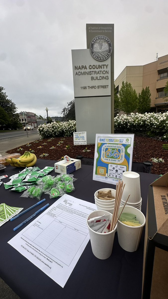 There’s still time to stop by the #NapaCounty Administration Building energizer station for #BiketoWorkDay 🚲🍫 We’ve got free food and giveaways so come on by!