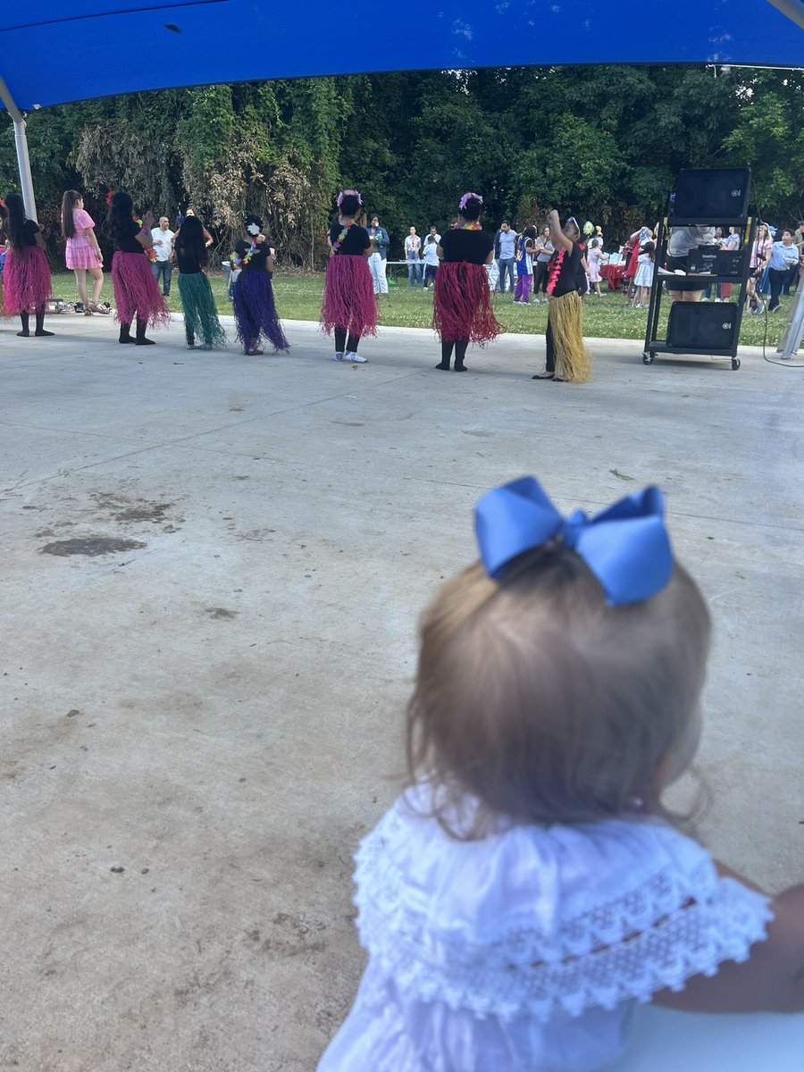 Mrs. Kidder (@mskidder_) on Twitter photo the best night of the year 💙 <a href="/HPointPrincipal/">Danielle Miller</a> <a href="/HighPointFCS/">High Point: Fulton</a> <a href="/ibpyp/">IB PYP</a> <a href="/iborganization/">International Baccalaureate</a> the best night of the year 💙 <a href="/HPointPrincipal/">Danielle Miller</a> <a href="/HighPointFCS/">High Point: Fulton</a> <a href="/ibpyp/">IB PYP</a> <a href="/iborganization/">International Baccalaureate</a>