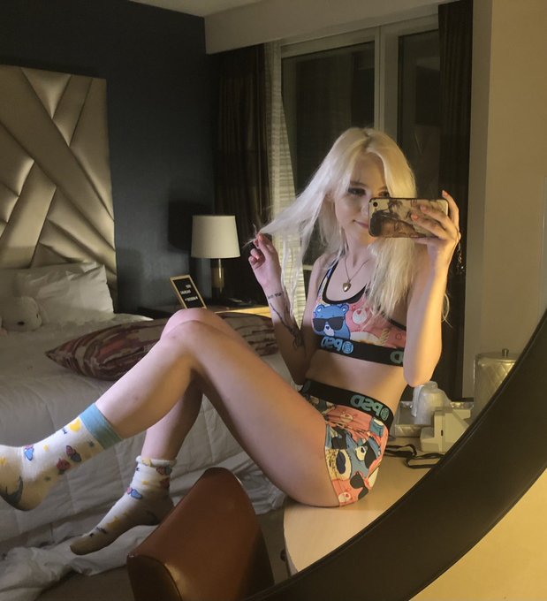 &ldquo;I found you                  &ldquo;I found you     on  Instagram&rdquo;                on Twitter&rdquo; https://t.c