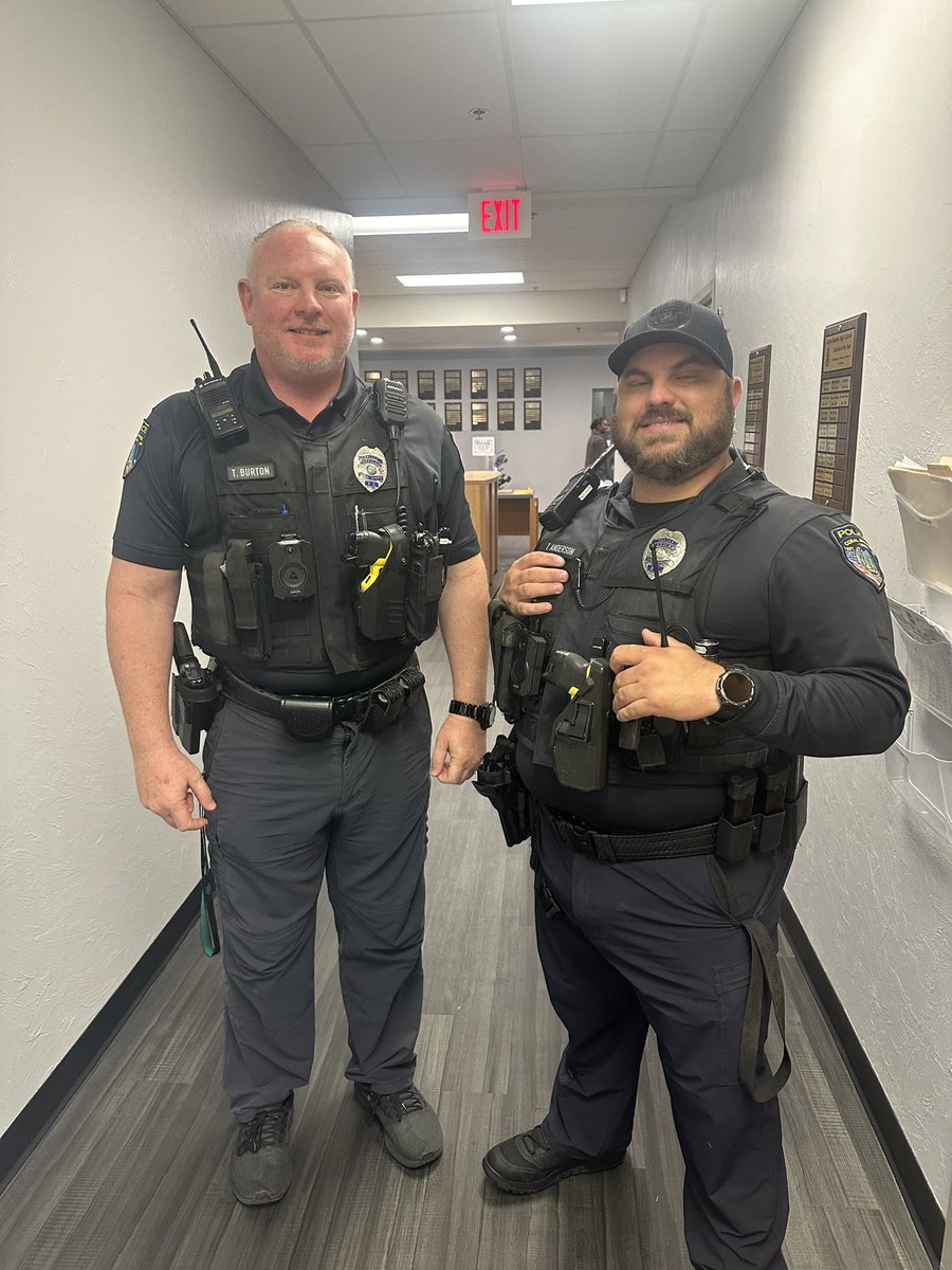 It’s #nationalpoliceweek and we are appreciative of our 2 awesome @CoralSpringsPD SROs! Officer Burton and Officer Anderson are the BEST! @browardschools @lorialhadeff @DrFlem71 @BCPS_SSEP @CoralSpringsFL