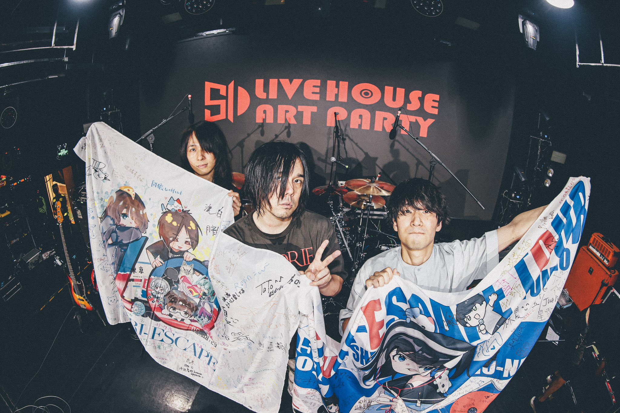 デビュー10周年を迎えたヒトリエ デビュー曲のReREC＆再MIX配信