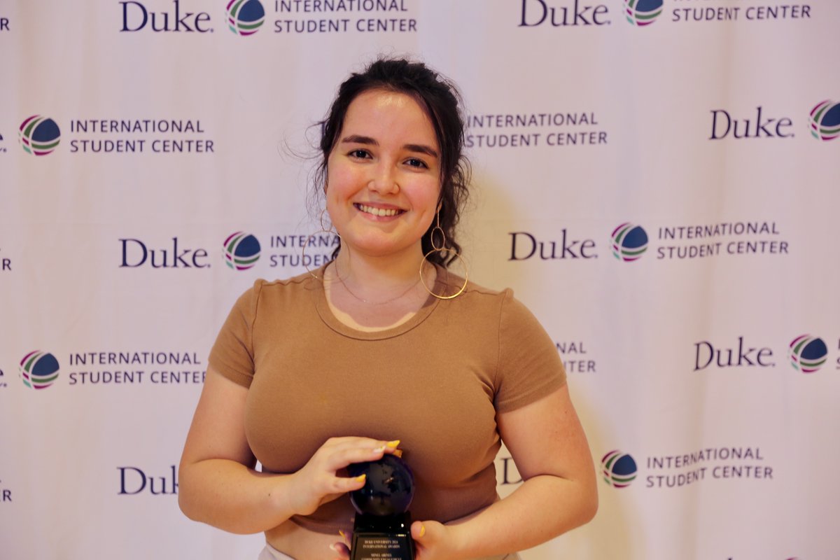 Honored to receive the 'Community Engagement: Volunteer of the Year Award' from @DukeU #International Student Center!🌍✨ Grateful for the opportunity to contribute to the #Durham community and make a difference