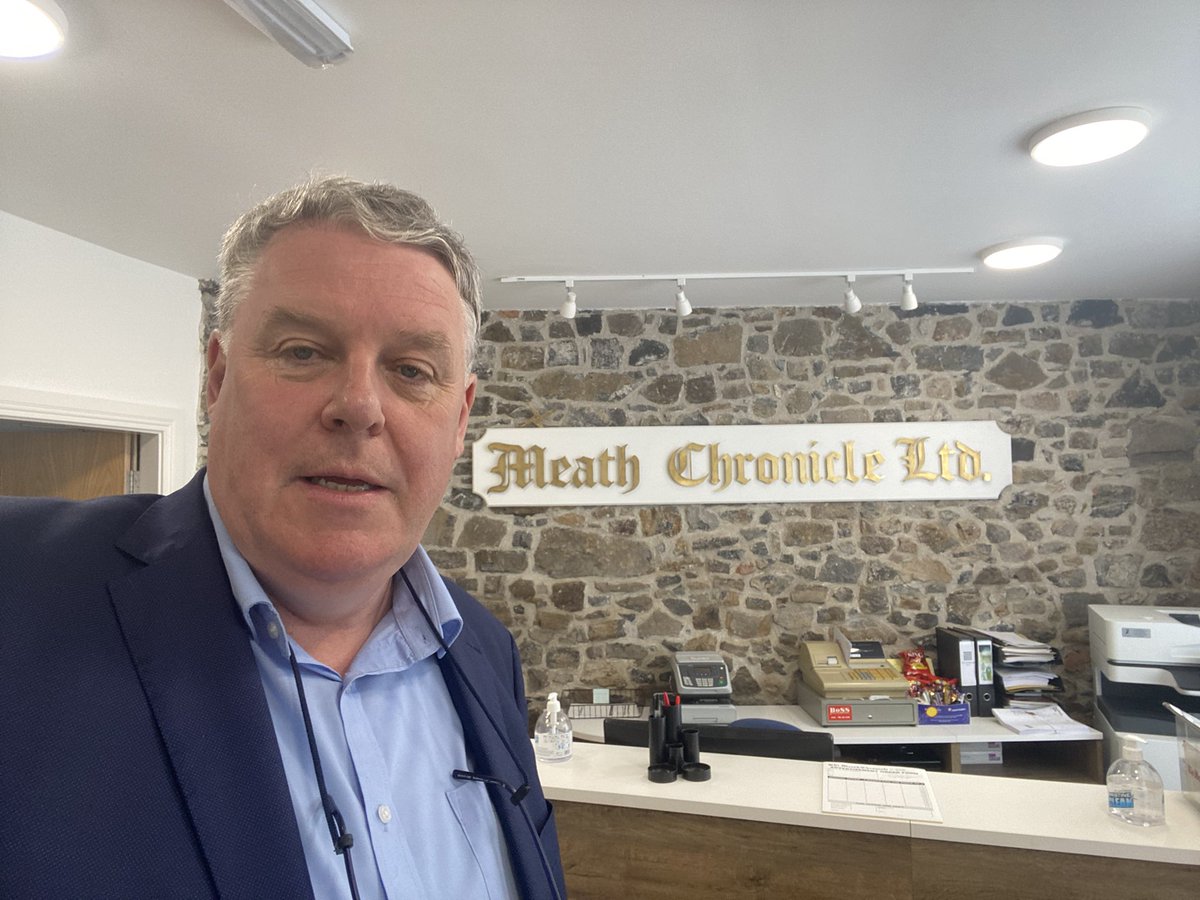 The local newspaper remains central to local media. I started my career in the @Longford_Leader  & have been in touch with every local paper as we travel the country for EP2024. Great to meet the staff of the @meathchronicle today in Market square Navan #MulloolyForEurope