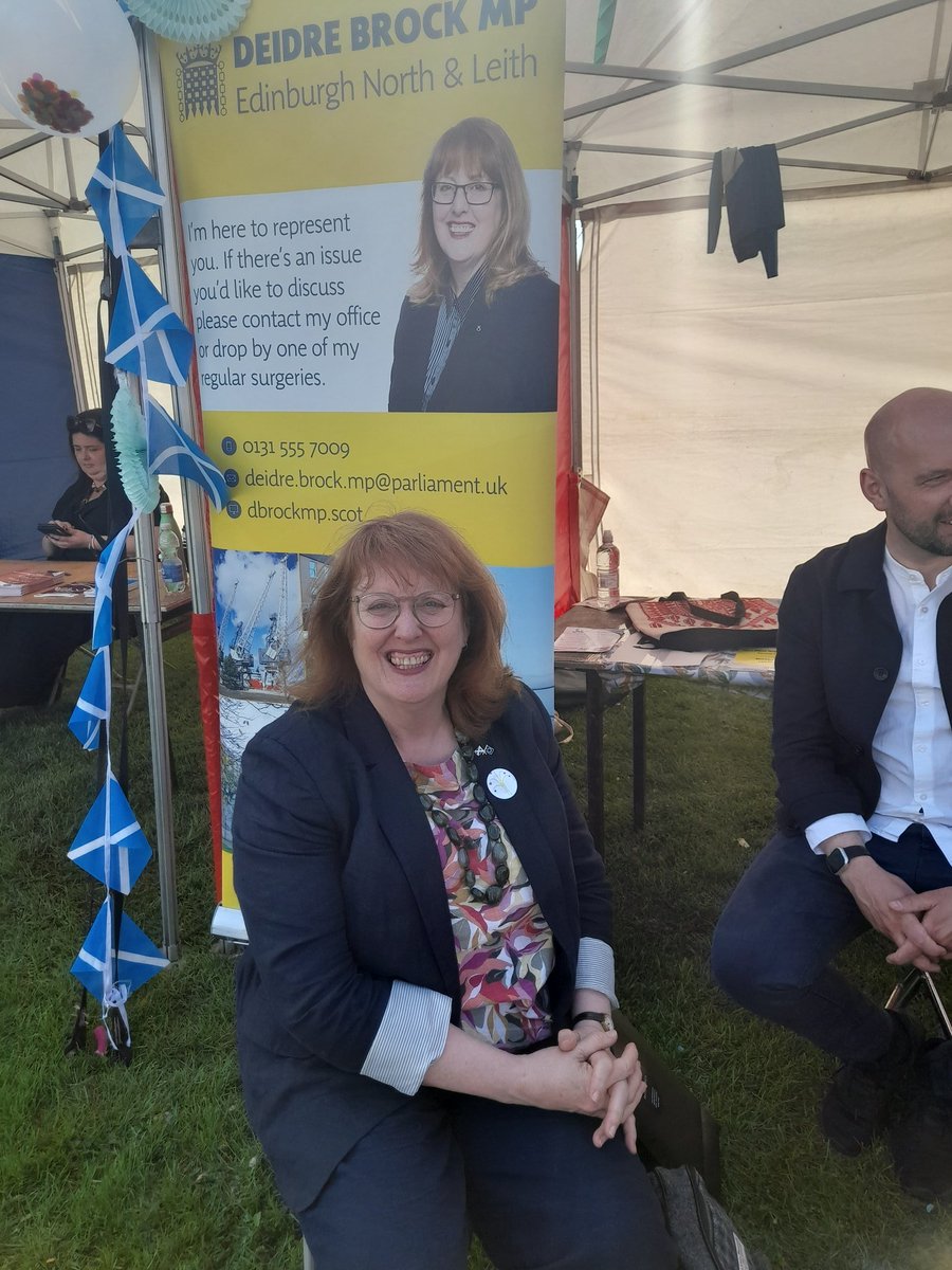 Fantastic afternoon at the @northedinfest on Saturday at West Pilton Park, where I shared a stall with Ben Macpherson MSP and Cllr Stuart Dobbin. Great to hear from so many folk, catch up with lots of local organisations & enjoy the entertainment in the lovely sunshine☀️