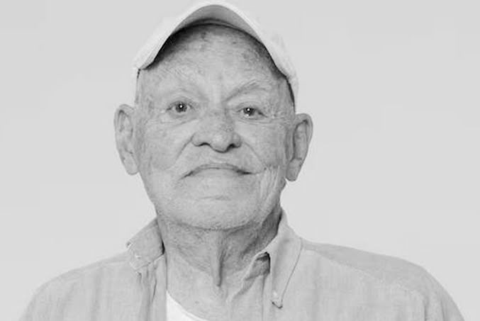 Silvio Luiz, um dos nossos maiores narradores, faleceu hoje aos 89 anos.

Seus bordões jamais serão esquecidos, descanse em paz, lenda!
