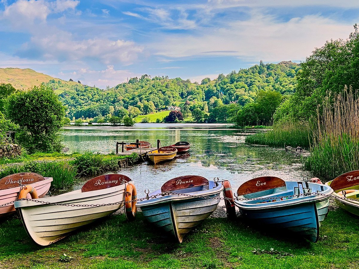 We’ll be with you from 10:30 on #Friday folks!

#Faeryland #Grasmere #LakeDistrict
#loveukweather @ThePhotoHour 
@StormHour