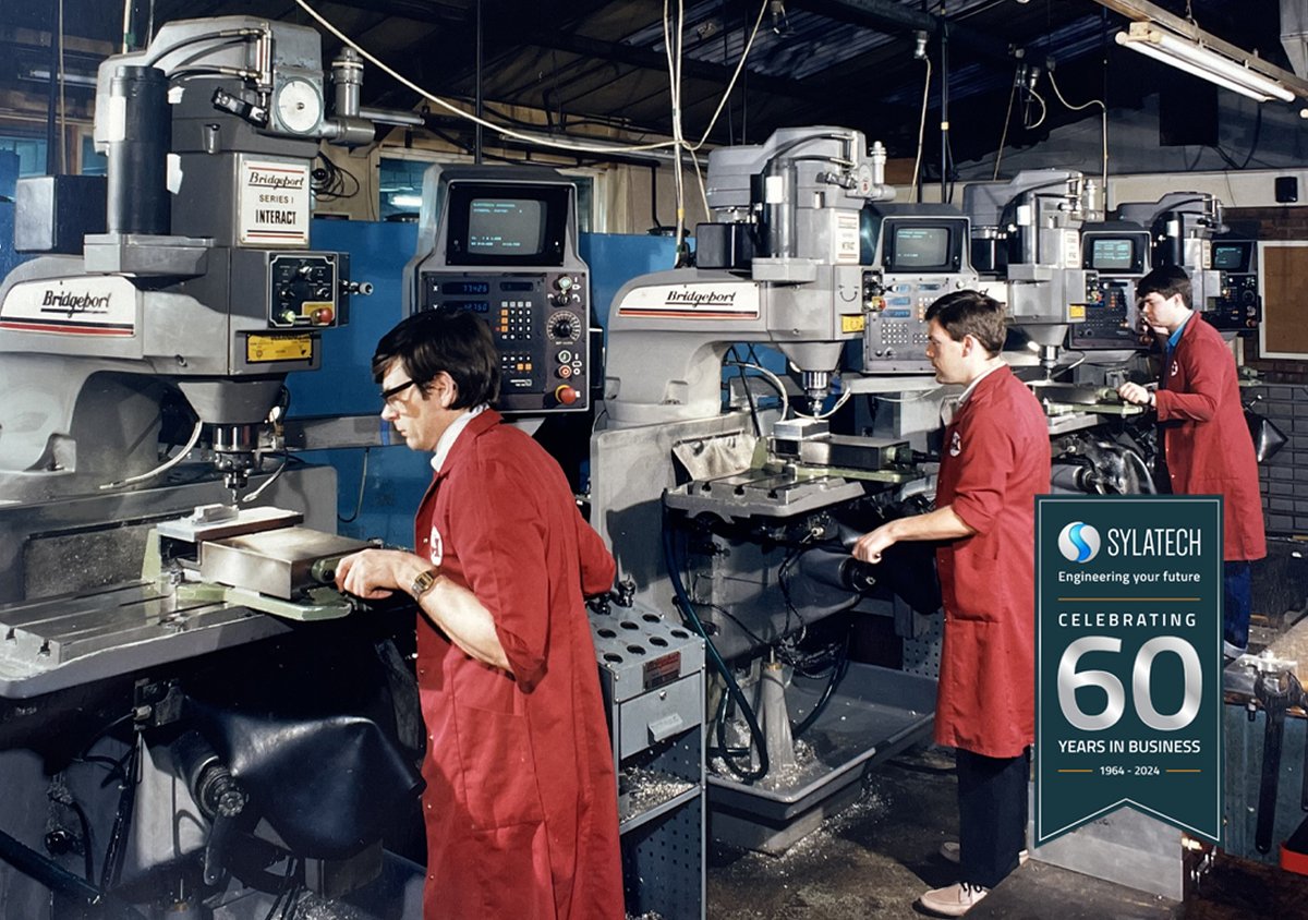 Bridgeport Interacts intro to our business in 1980’s!  Huge progress &amp; gave greater precision, efficiency over manual milling!

#engineering #engineers #cncmachining #cnc #toolmaking #bridgeport #foundry #throwbackthursday #tbt #Sylatech