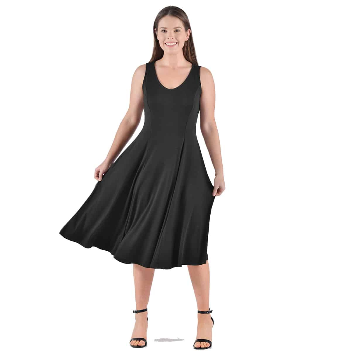 The princess bodice and flowing skirt make this dress flattering for any figure. Did I mention that it is made from luxuriously soft bamboo fabric? Available in S-XXL.
eco-essentials.com/product/women-… #bamboofabric #ecofashion #bambooclothing #efforts #ecoessentials